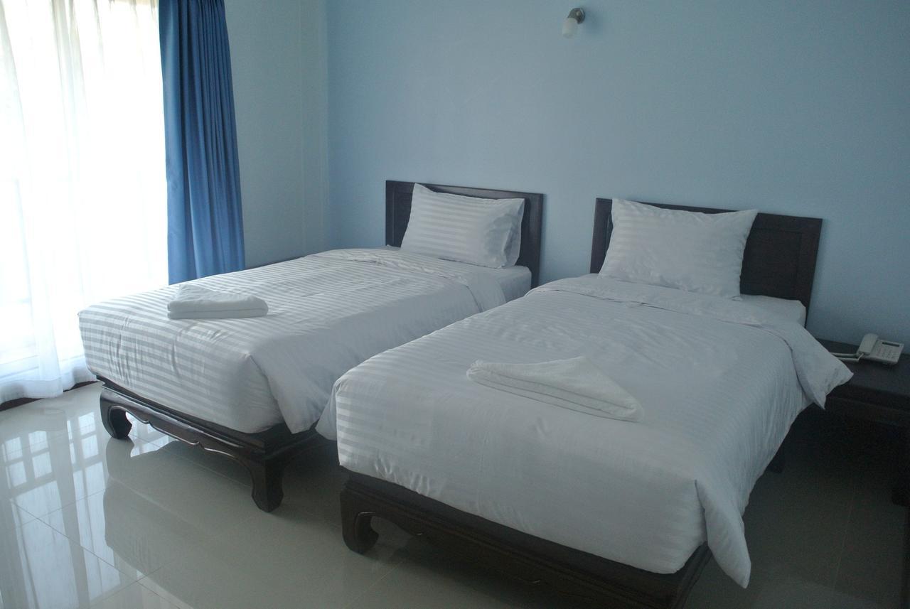 Baan Duangkamol Hotel Phitsanulok Exterior photo
